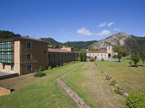 Sobrepiedra酒店住宿-Parador de Cangas de Onís
