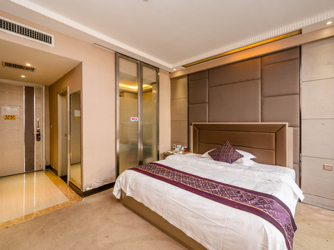 富源云利源酒店