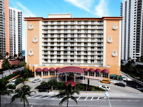 马可波罗海滩华美达广场度假酒店