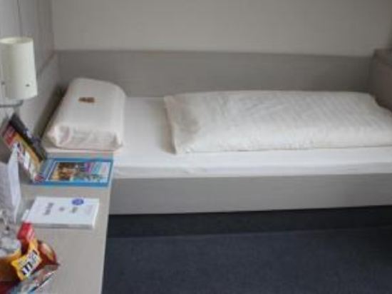 Hotel Schiller Room Type - Junior Twin Room