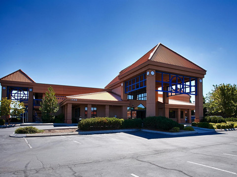 机场维斯塔贝斯特韦斯特普勒斯酒店