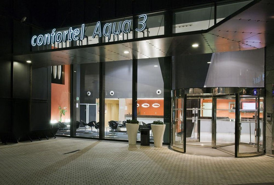 Cuatretonda酒店住宿-水景三号舒适酒店