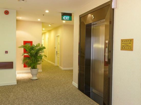 Catina Saigon Hotel