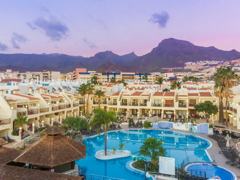 皇家日落海滩俱乐部酒店