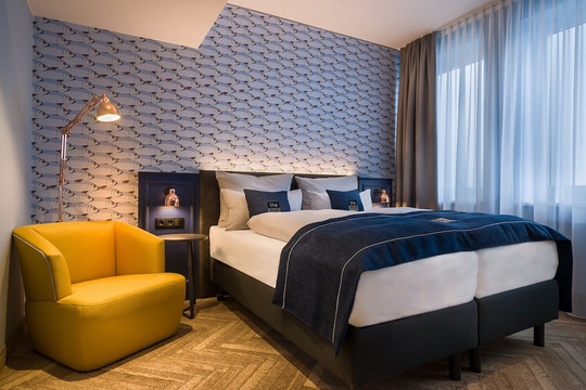 Holiday Inn - The Niu Welly Kiel by IHG