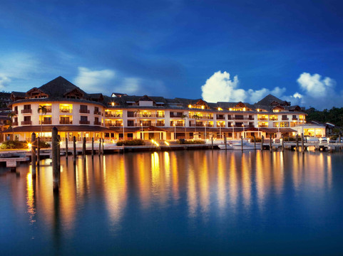 萨马纳半岛酒店住宿-The Bannister Hotel & Yacht Club