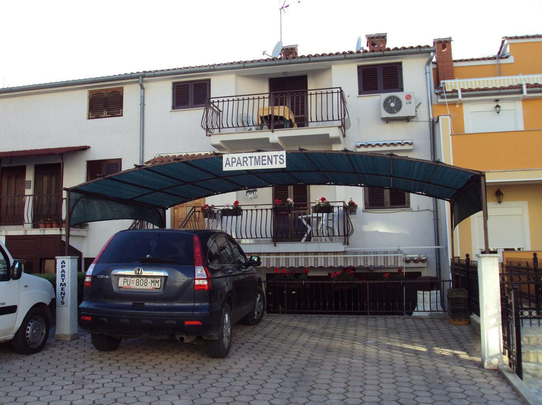 Apartments Antolović