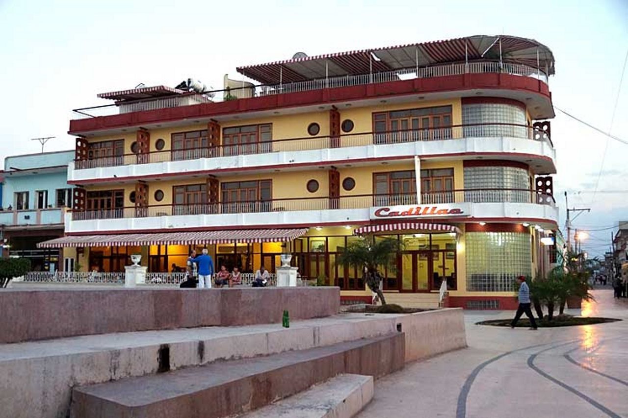 凯迪拉克酒店-官方