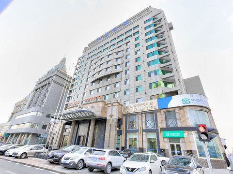 乾元翔宇大酒店主图