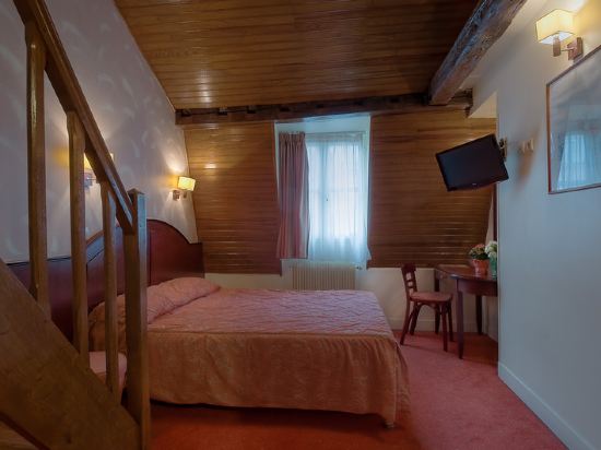Hôtel Le Faubourg Room Type - Duplex Room or Quadruple Room Hôtel Le Faubourg Room Type - Duplex Room or Quadruple Room