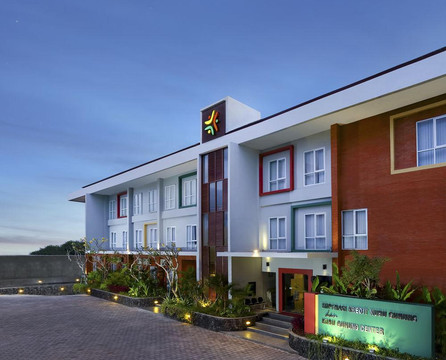 Kerobokan Kaja酒店住宿-Zizz Convention Hotel