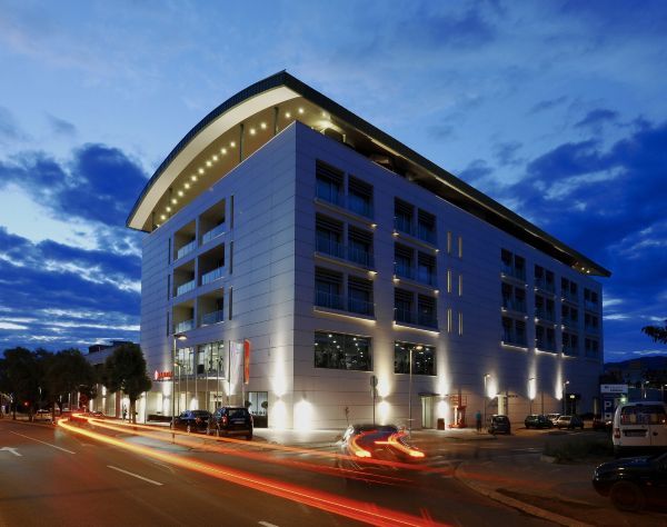 波德戈里察温德姆华美达酒店-官方