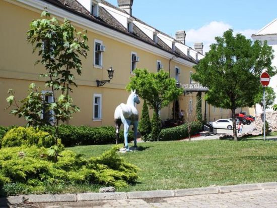 Hotel Leopold I Novi Sad Hotel Price Address Reviews