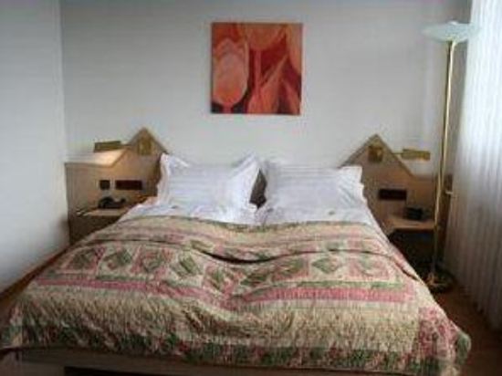 Hotel Altbacher Hof Room Type - Twin Room