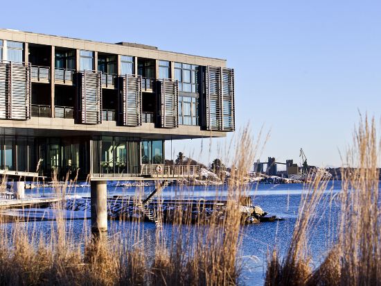 Farris Bad Larvik Price Address Reviews