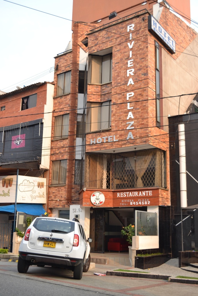 Riviera Plaza-官方