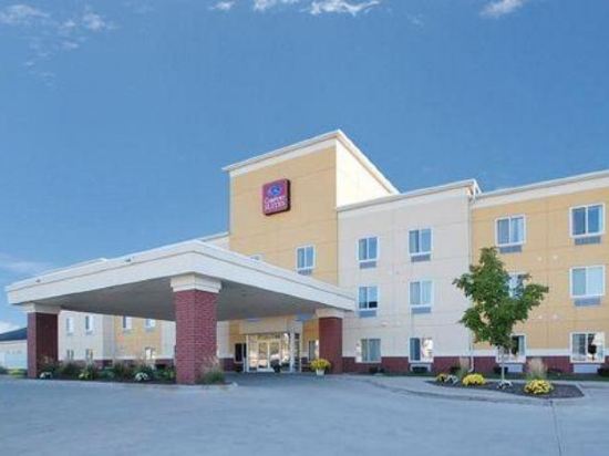 Comfort Suites Coralville Johnson Iowa 4 0 Price Address