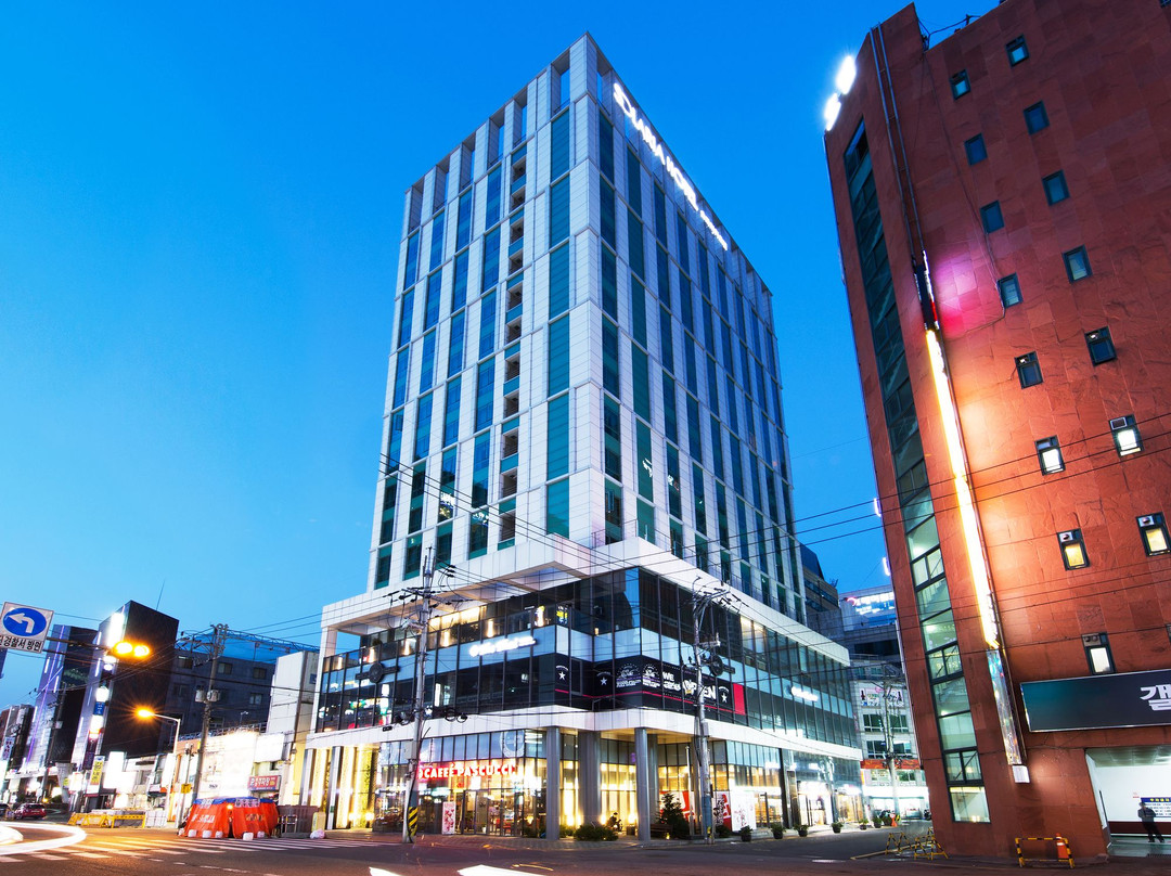 索拉利亚西铁酒店 釜山