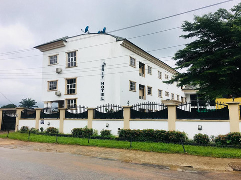 Ekpoma酒店住宿-De Brit Hotel