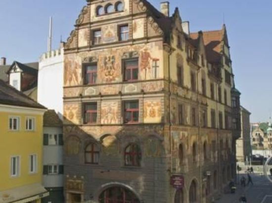 Hotel Graf Zeppelin Konstanz 5 6 8 3 Hotel Price Address Reviews