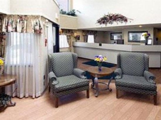 Comfort Inn Winnipeg Airport Hotel Details Page Makemytrip Com