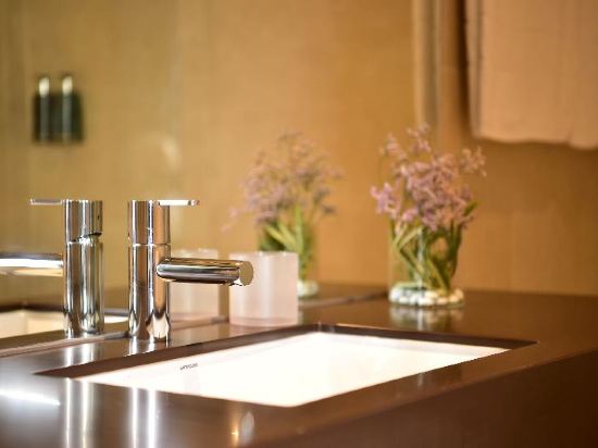 The Prime Energize Hotel & Spa Room Type - Deluxe Double Room