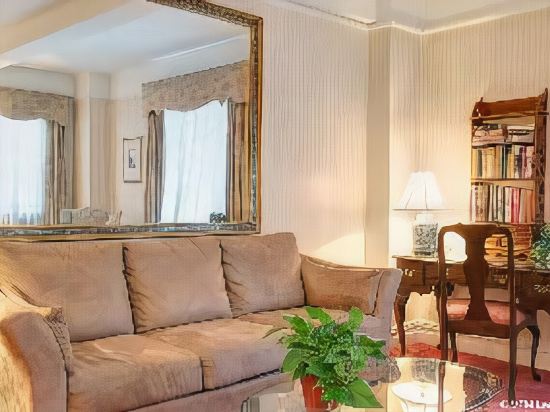 Roger Smith Hotel New York Price Address Reviews Roger Smith Hotel New York Price