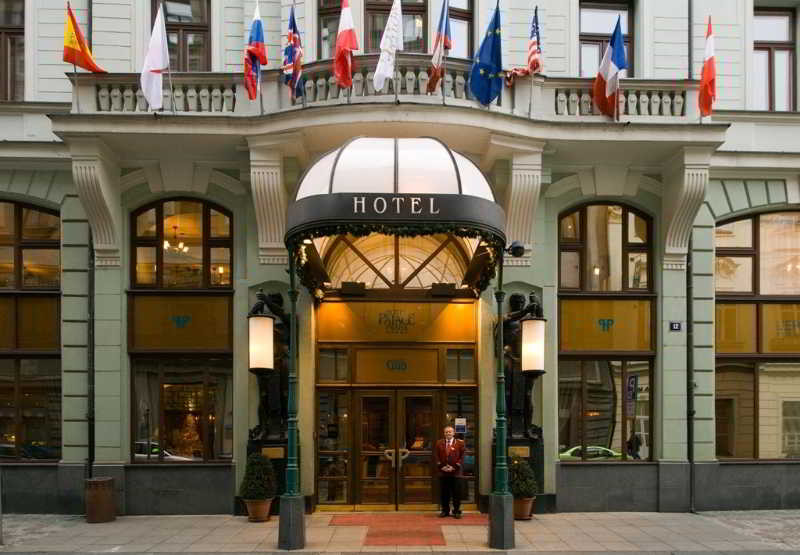 新艺术风格宫殿酒店主图