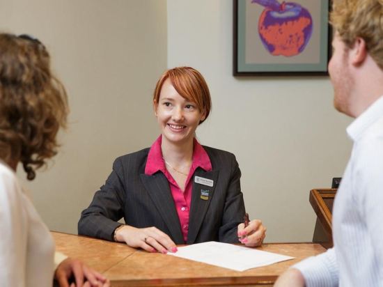 Pomme d'Or Hotel, Mayenne