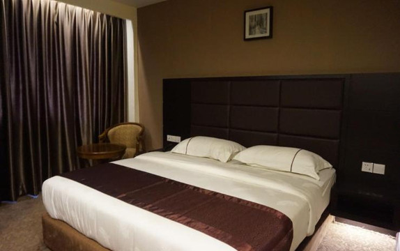 廖内省酒店住宿-Holiday Karimun Hotel