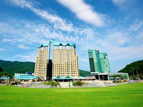 High1 Grand Hotel Main Tower主图