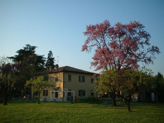Stazione Centrale Motorhome Bologna Price Address Reviews