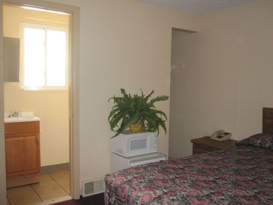 Swiss Cottage Inn Niagara Hotel Price Address Reviews