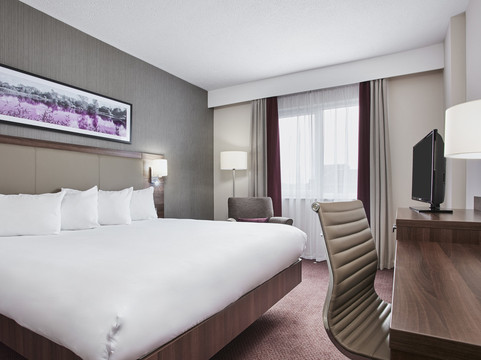 茱莉斯德比旅馆