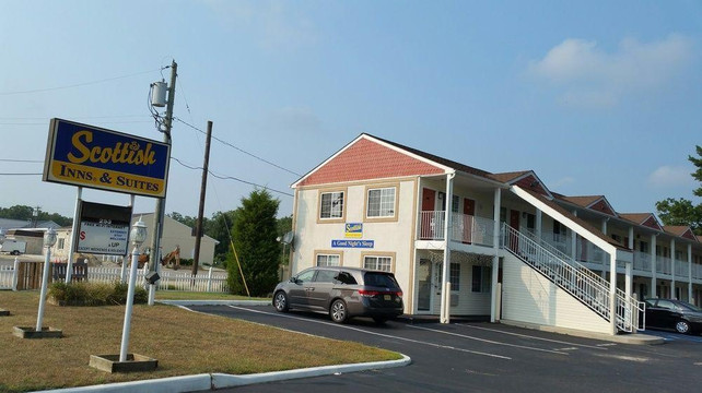 Batsto酒店住宿-Scottish Inns & Suites Galloway