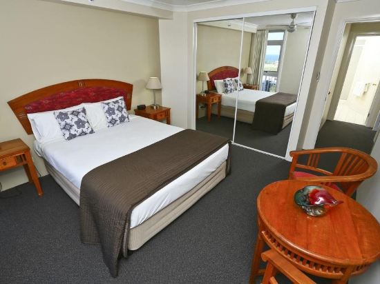 Bel Air on Broadbeach Room Type - Superior One-Bedroom Apartment with Ocean View