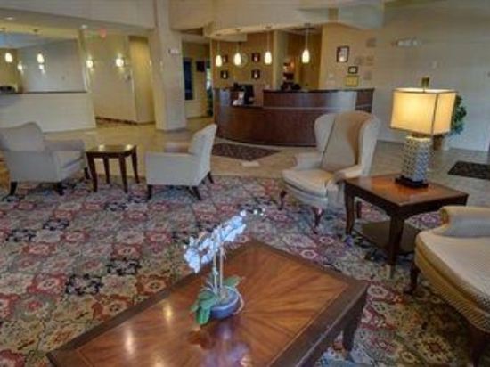 Comfort Suites Fredericksburg North Stafford Virginia 1 3 2
