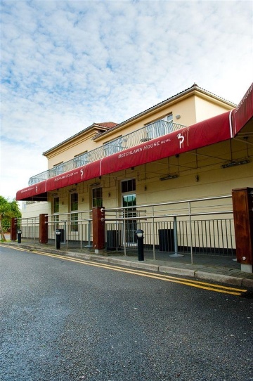 山毛榉草坪别墅酒店-官方