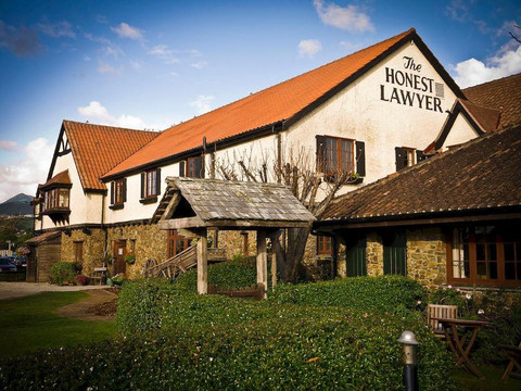 诚实律师酒店-阿森德酒店精选