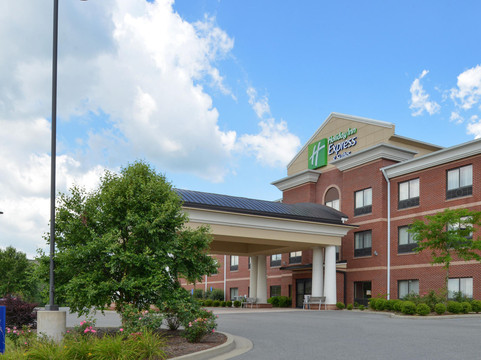 Lumberport酒店住宿-Holiday Inn Express & Suites Bridgeport - Clarksburg by IHG
