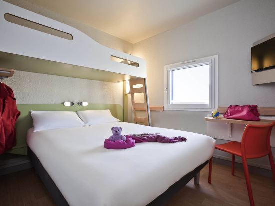 ibis budget Pontault Combault RN4 Marne la Vallée Room Type - Triple Room