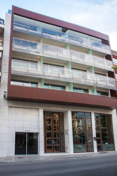 萨兹市生活酒店-官方