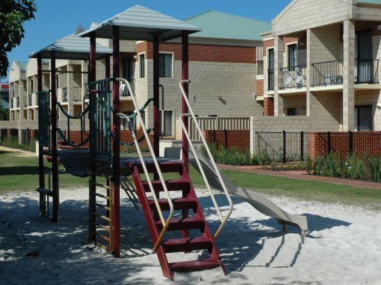 Country Comfort Intercity Perth Belmont Price Address Reviews