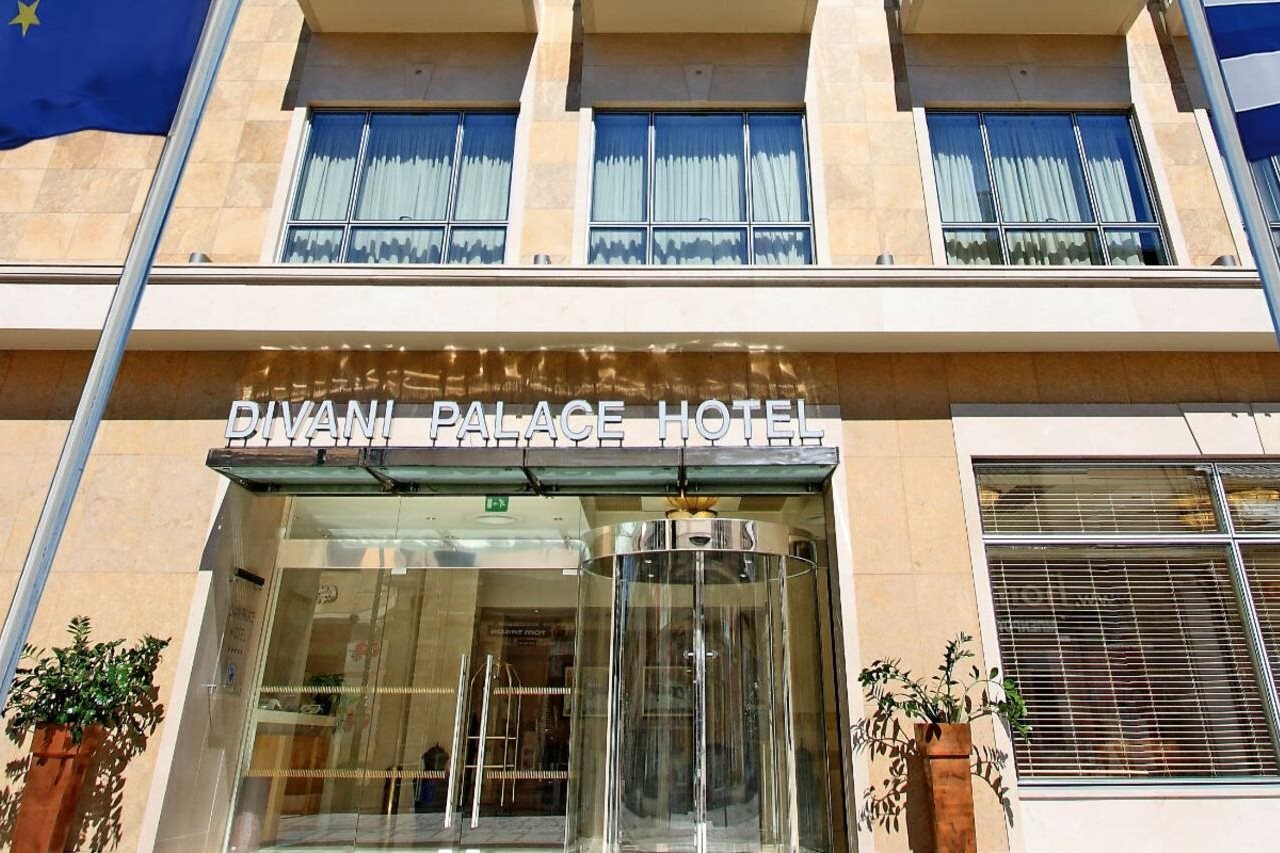 迪瓦尼拉里萨宫殿酒店-官方