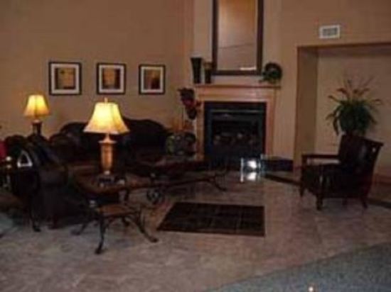 Comfort Suites Airport Louisville Jefferson Kentucky 6 1 6 4