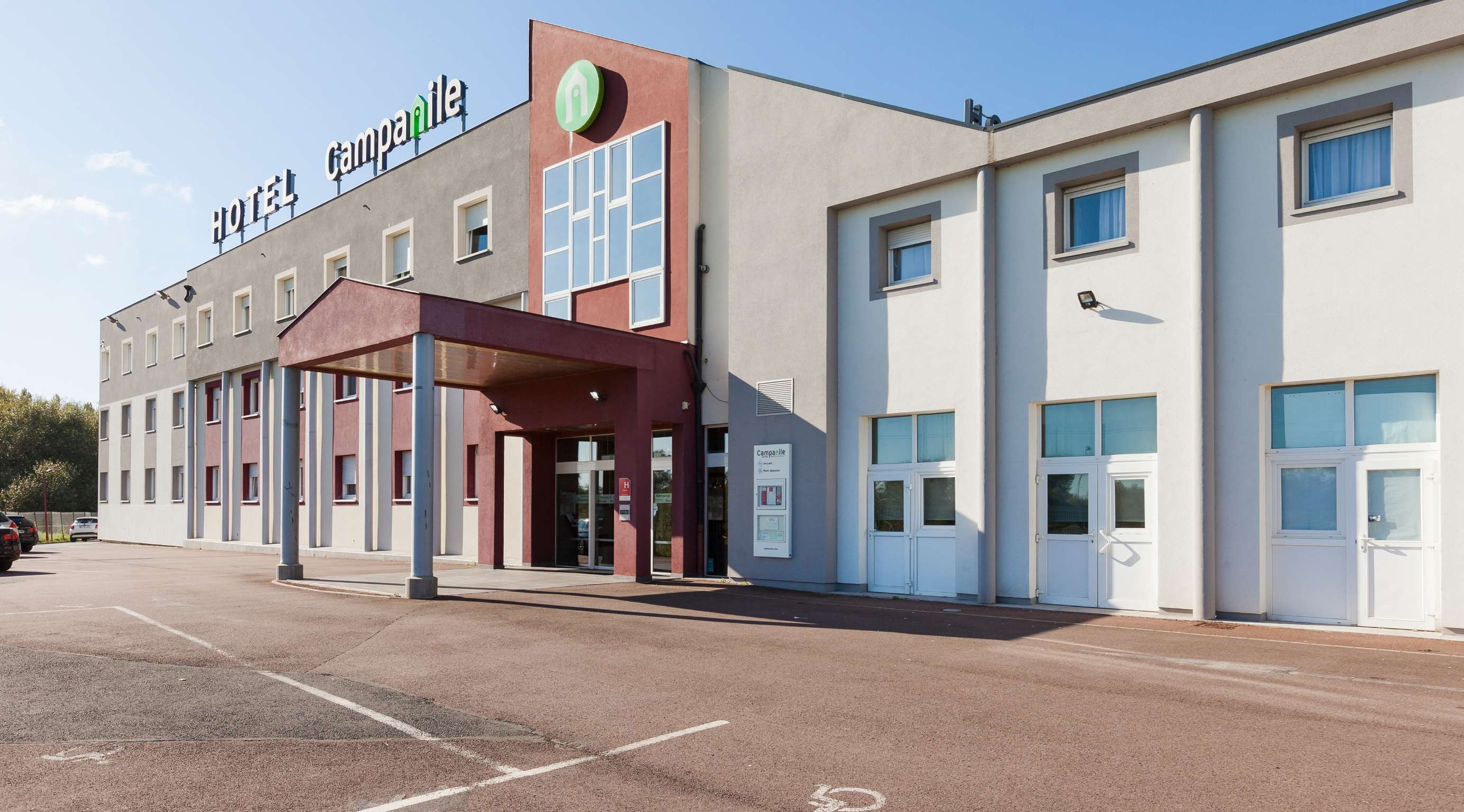 塔兰格梅斯东北康铂酒店-官方