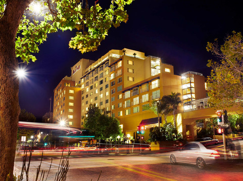 蒙特利万豪酒店