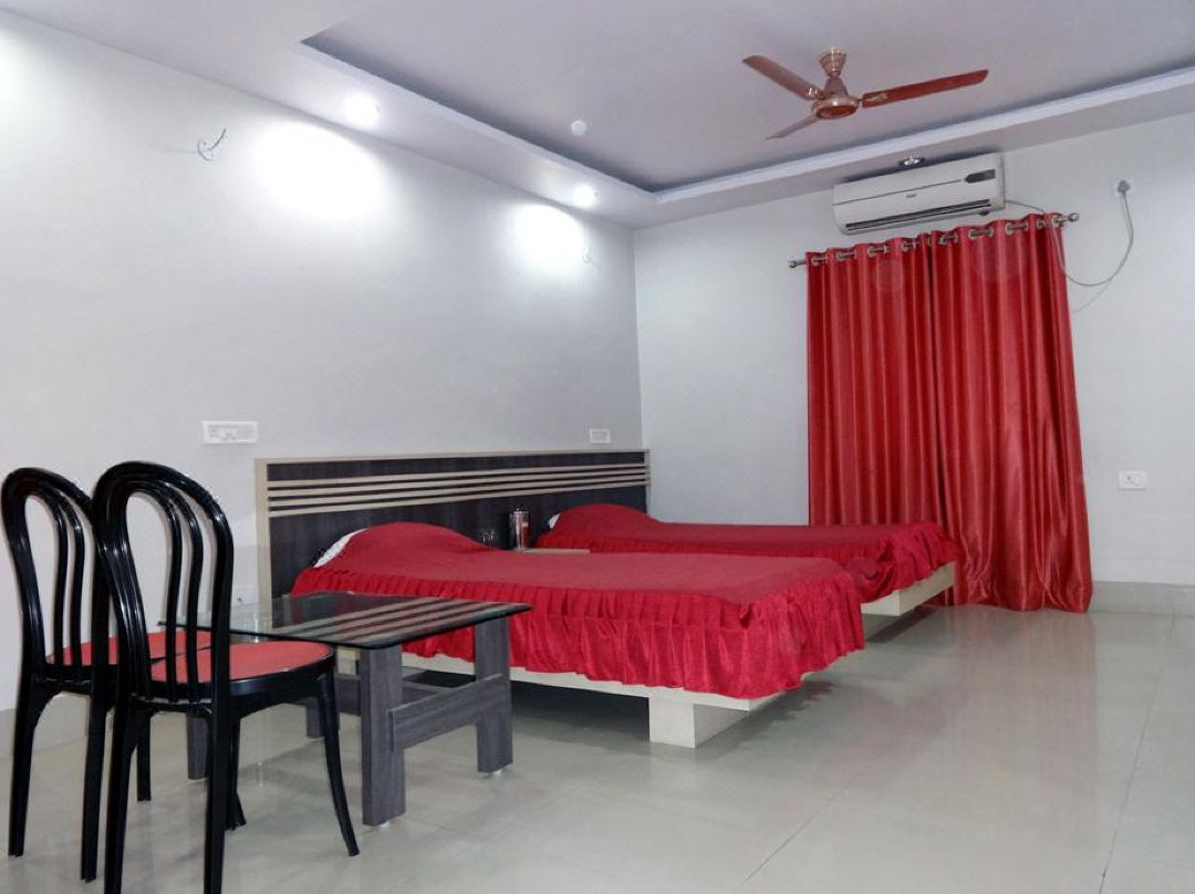 Hotel Aryan International