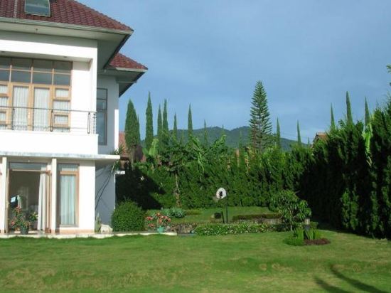 View Villa Palm Garden Cipanas Images
