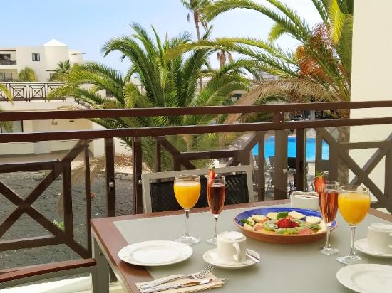 Vitalclass Lanzarote Resort Room Type - SUITE suite with pool view 2 adults Vitalclass Lanzarote Resort Room Type - SUITE suite with pool view 2 adults
